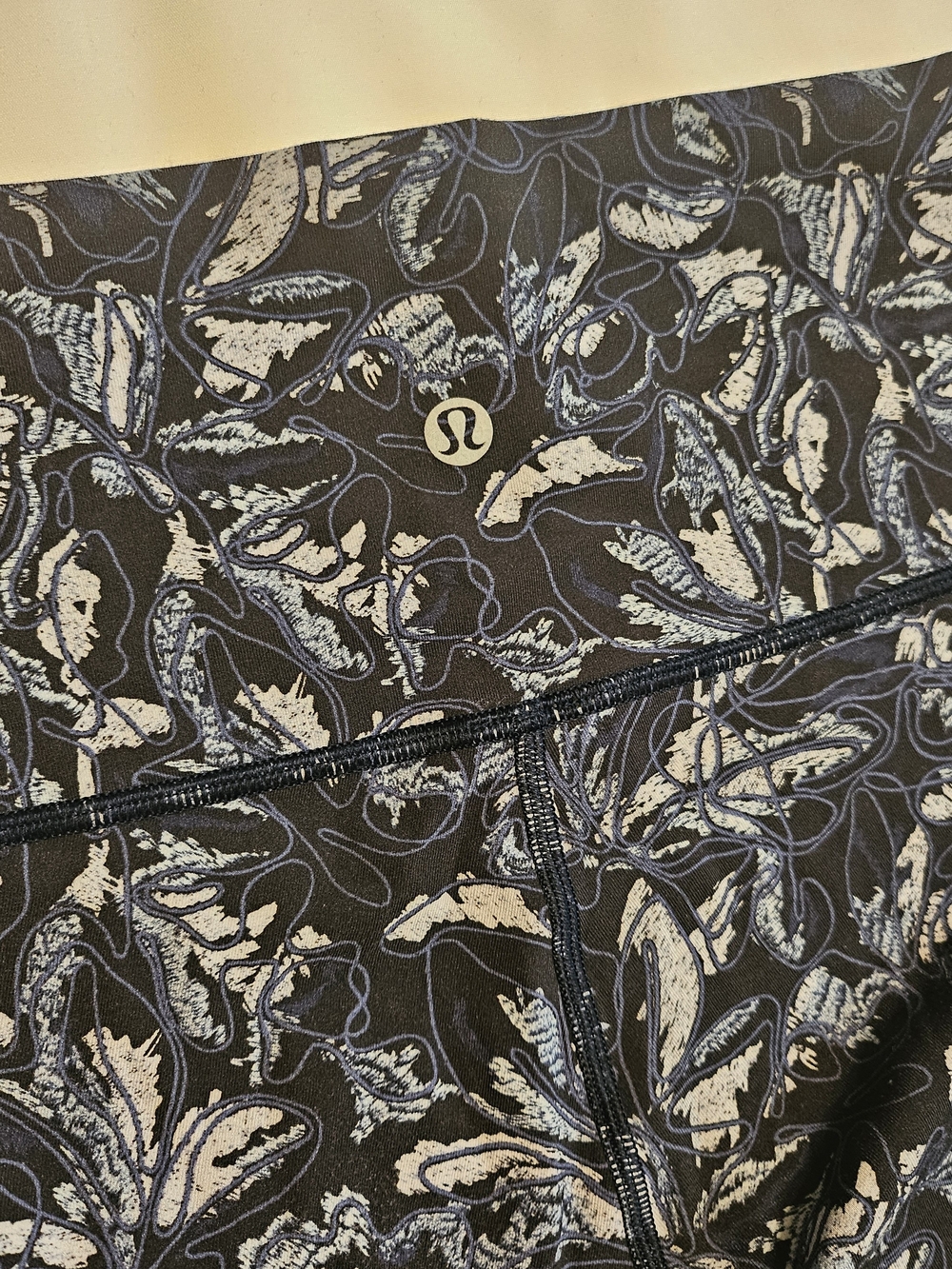 Lululemon Wunder Under Embellished Multi Legging High Rise Leaf Print Tight - Picture 11 of 11